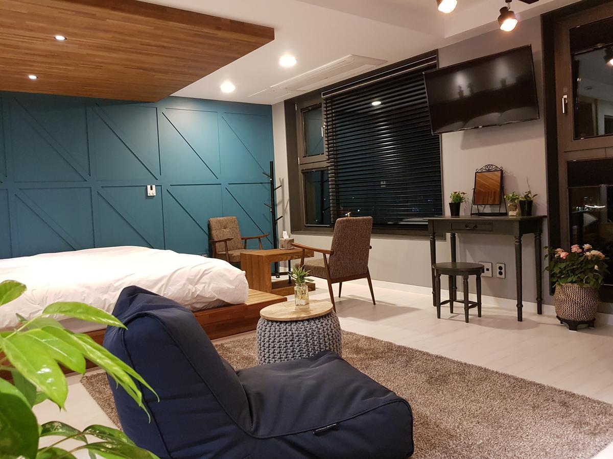 The Luce&House Villa Jeju Exterior photo
